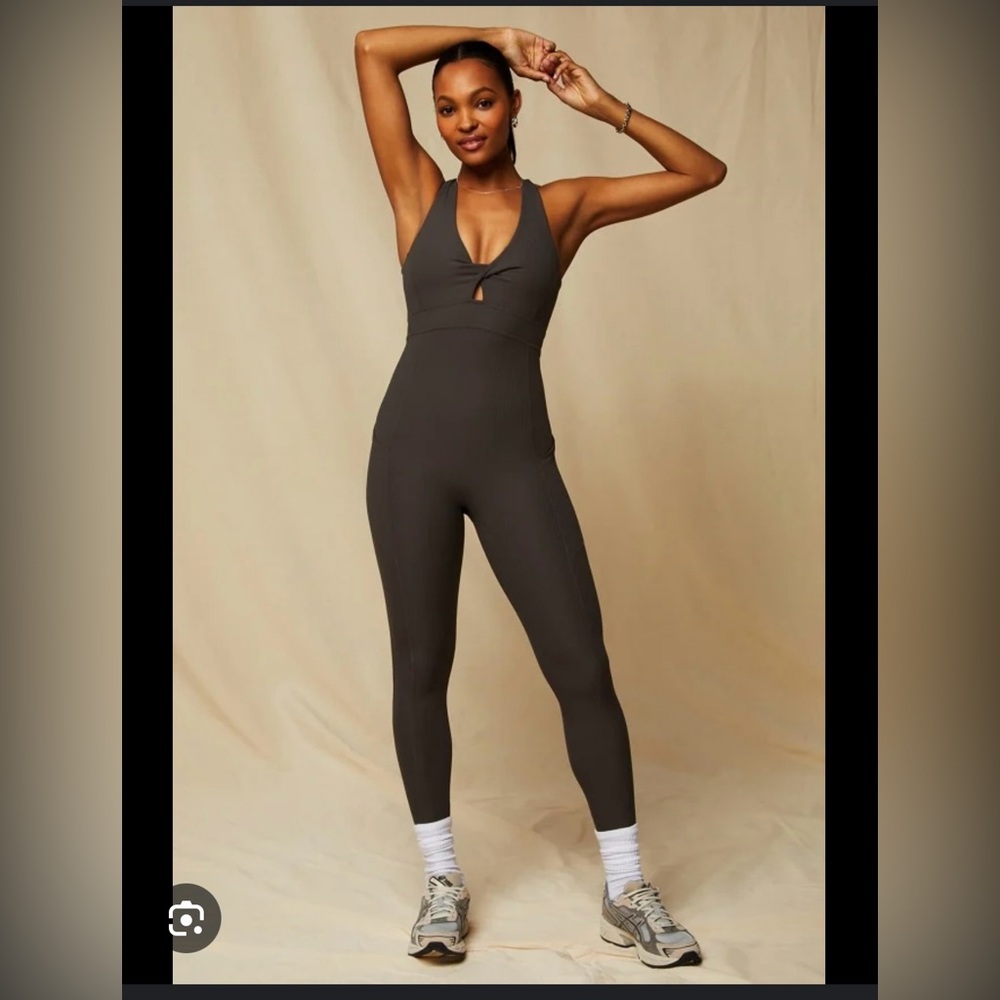 Fabletics oasis twist front jumpsuit (onesie) size Small black